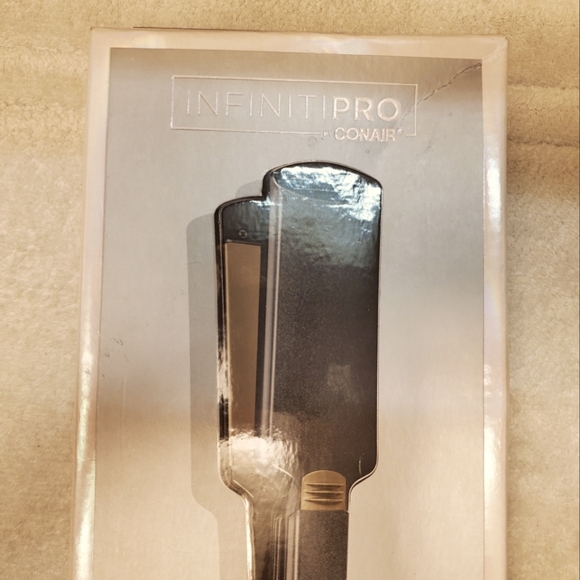 Infiniti Pro Conair 2 IN. Tourmaline Ceramic Flat Iron. - Picture 2 of 6